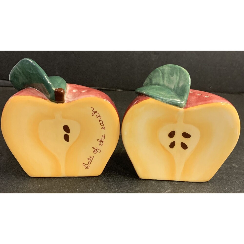 Vintage Red Delicious Apple Halves Salt And Pepper Shakers 'Salt of the Earth' - Picture 5 of 11